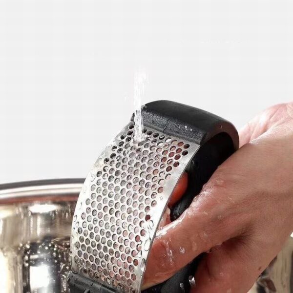 Kitchen Accessories Garlic Press - Image 3