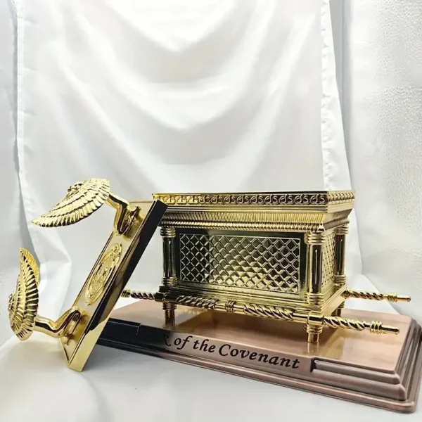 Figurine Ark Of The Covenant Golden - Image 4
