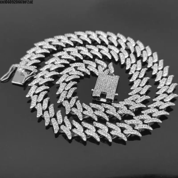 Luxury Designer Thorn Cat Dog Collars - Image 2